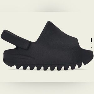 Yeezy slide infant onyx size 6K “new”